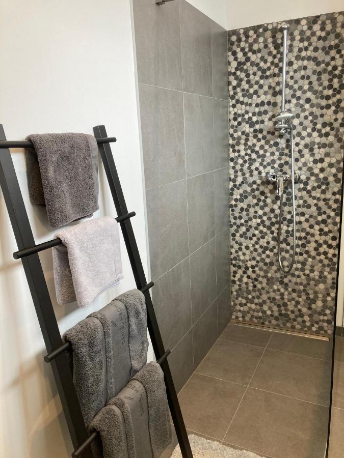 Les Duplex De La Place Des Ecoles Spa Exteriér fotografie