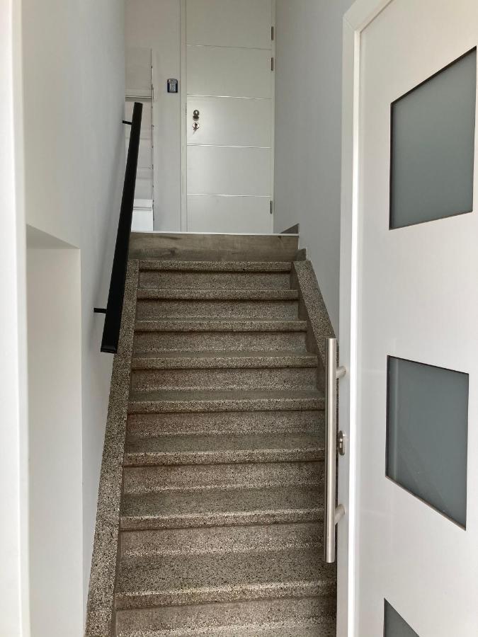Les Duplex De La Place Des Ecoles Spa Exteriér fotografie